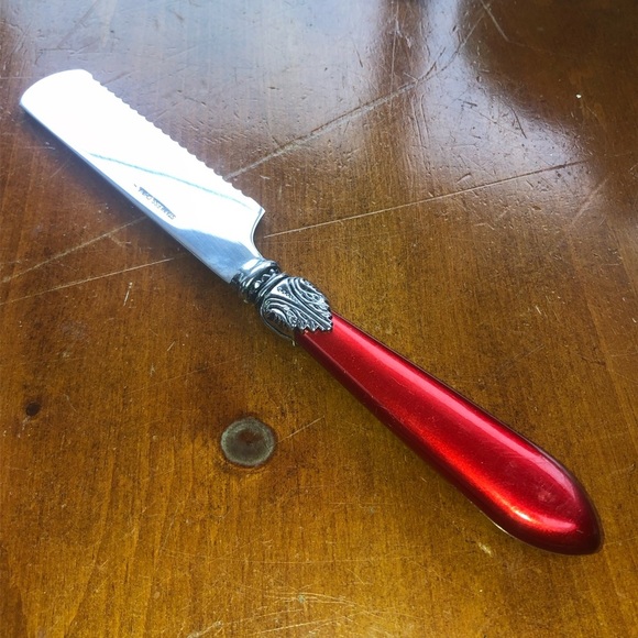 Elegant Red Cheese Slicer and knife, elegant addition to your party supplies - Picture 4 of 8